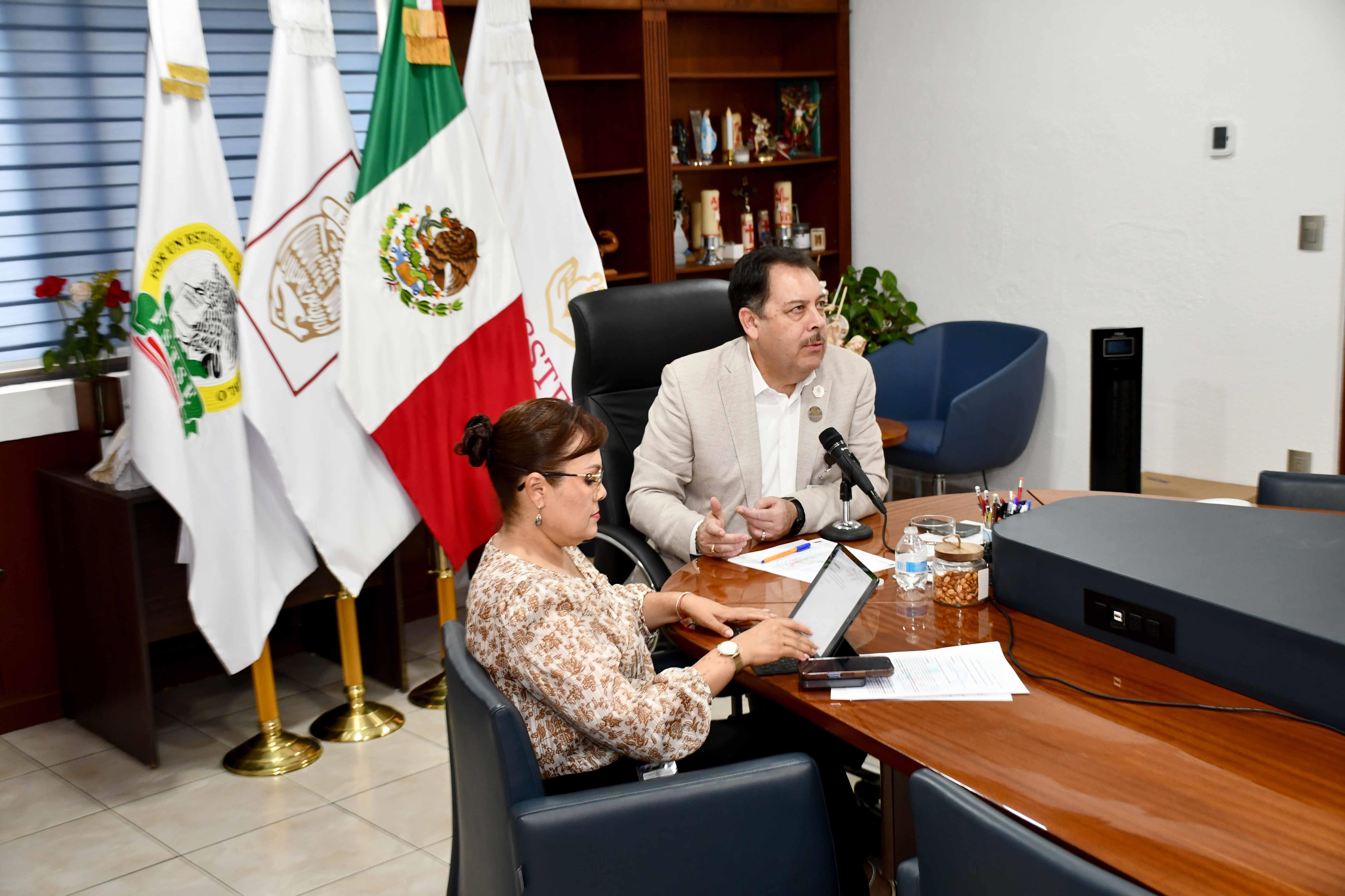  Reunión de trabajo con personal de Trasportes, Chóferes de Ambulancia a nivel Nacional